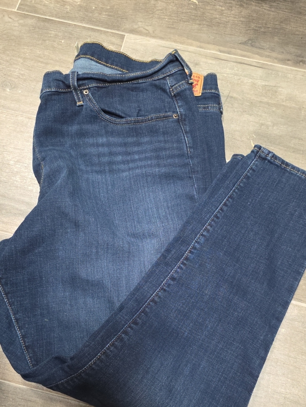 Levi's Dark Blue Women's Jeans